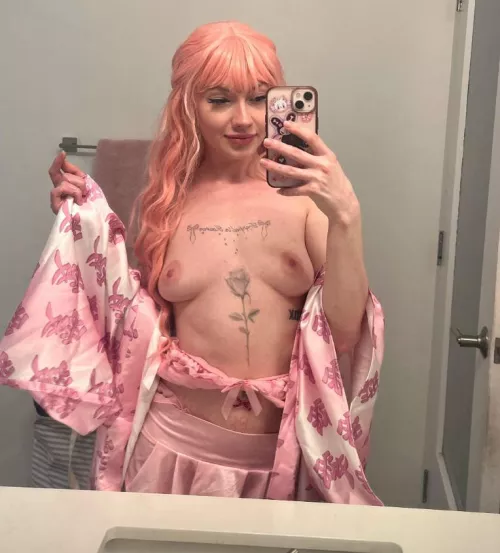 felt cute might delete