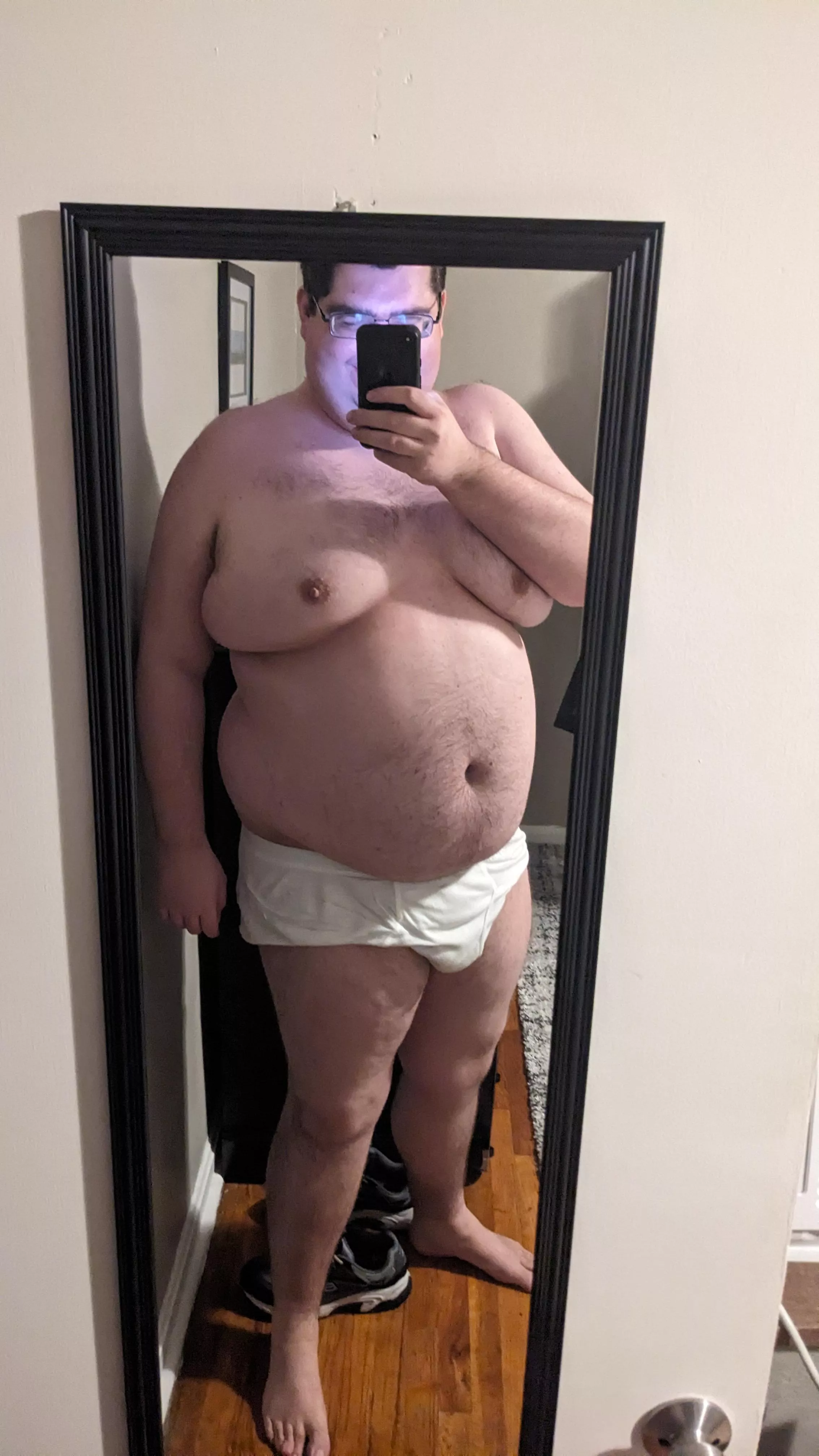 Hate being alone and being treated like trash is it too much to ask to get some love around here