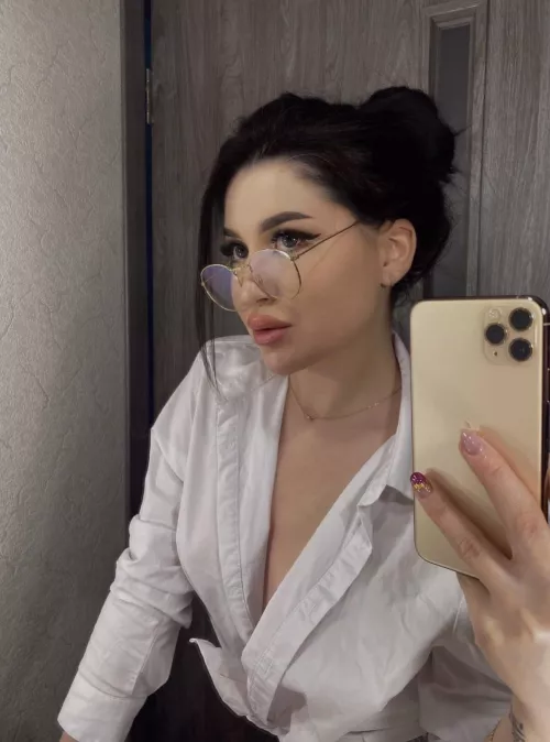 Hope u are into my big ... eyes