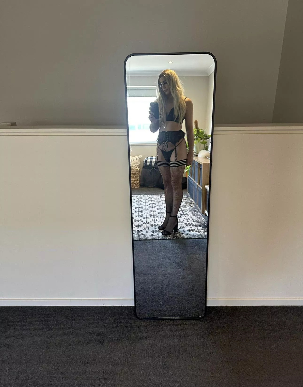 I don’t know what turns me on more- the thought of being facefucked with your hands around my head or the thought of being pinned down in doggy 😈