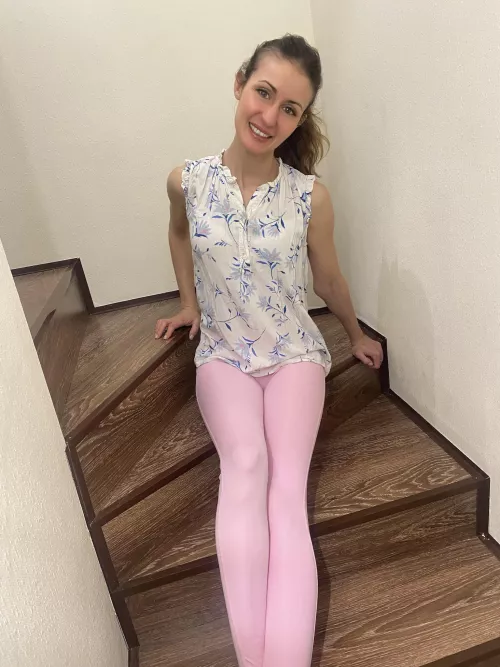 I fell on my butt, I need help now