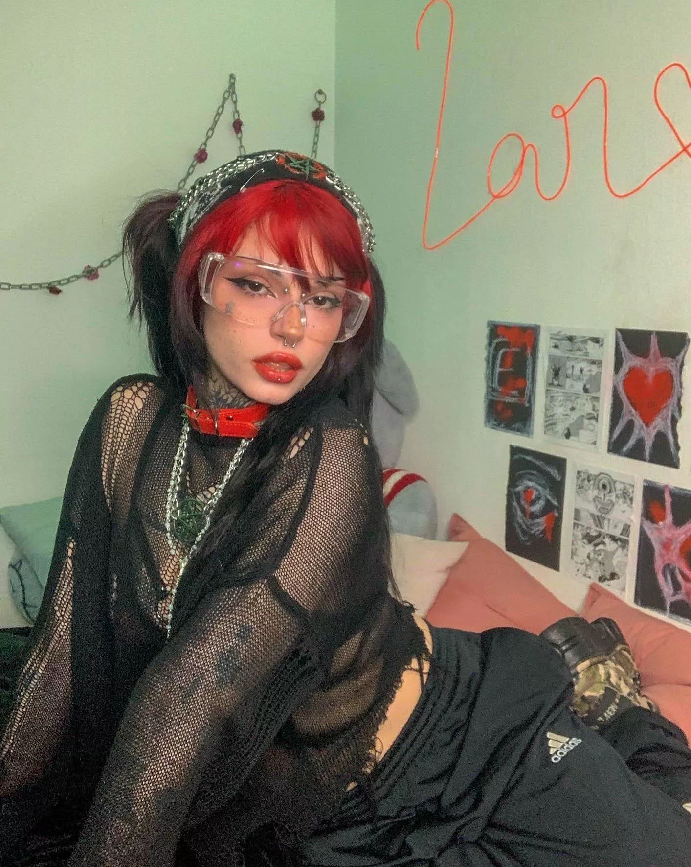 I have no clue what I'm doing most of the time, I just throw stuff on