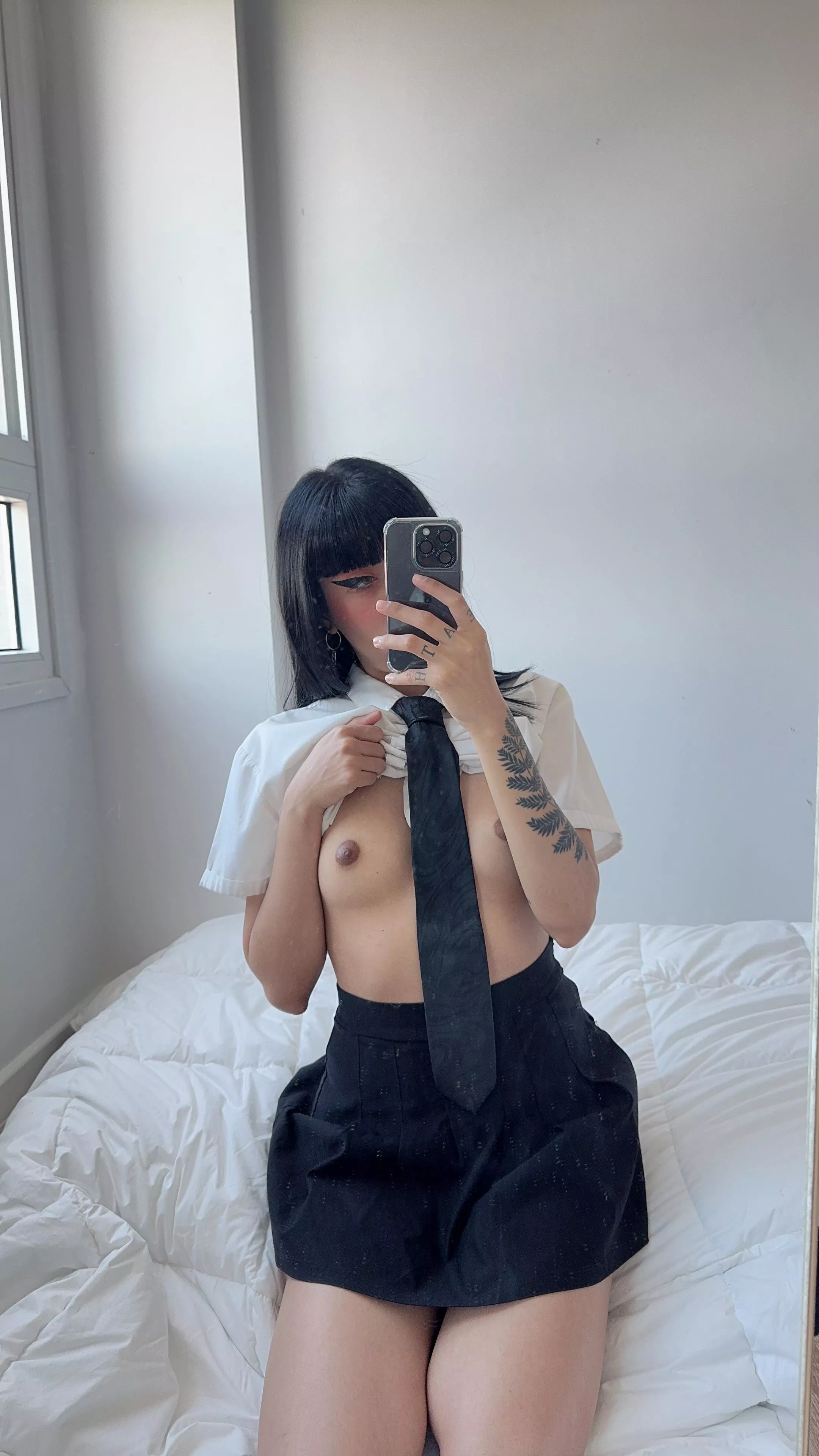 I hope when you look at my cute emo body you get hard