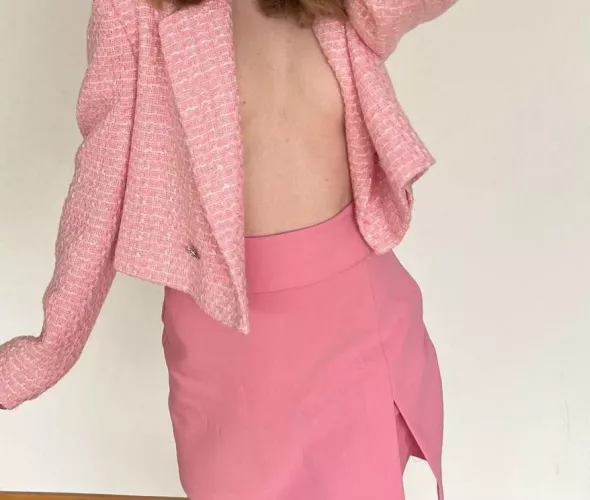 I love getting older men’s attention ☺️💗