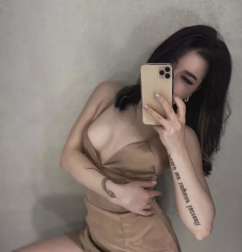 I'll be your hottest secretary