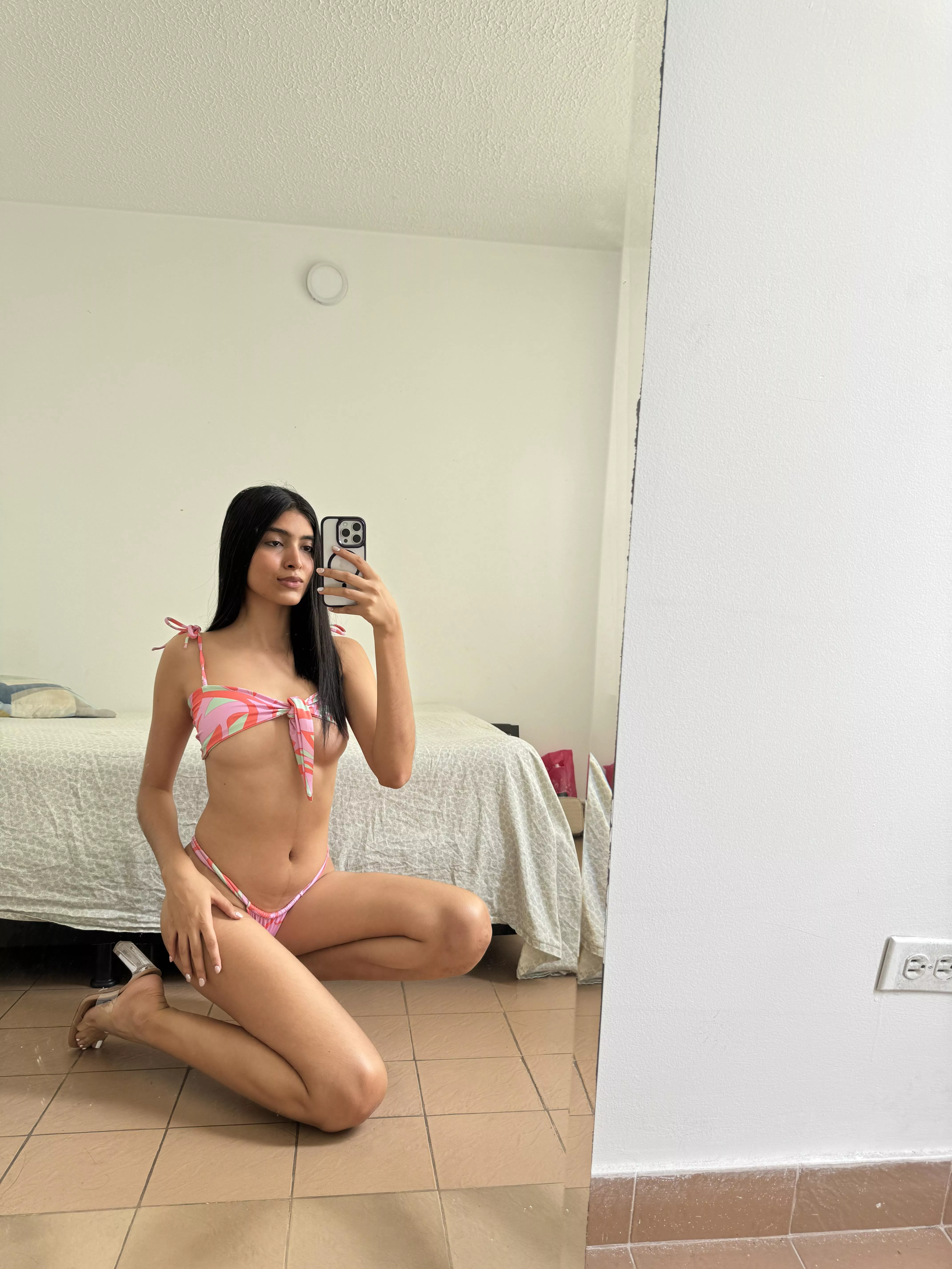 Make me your valentine ;)