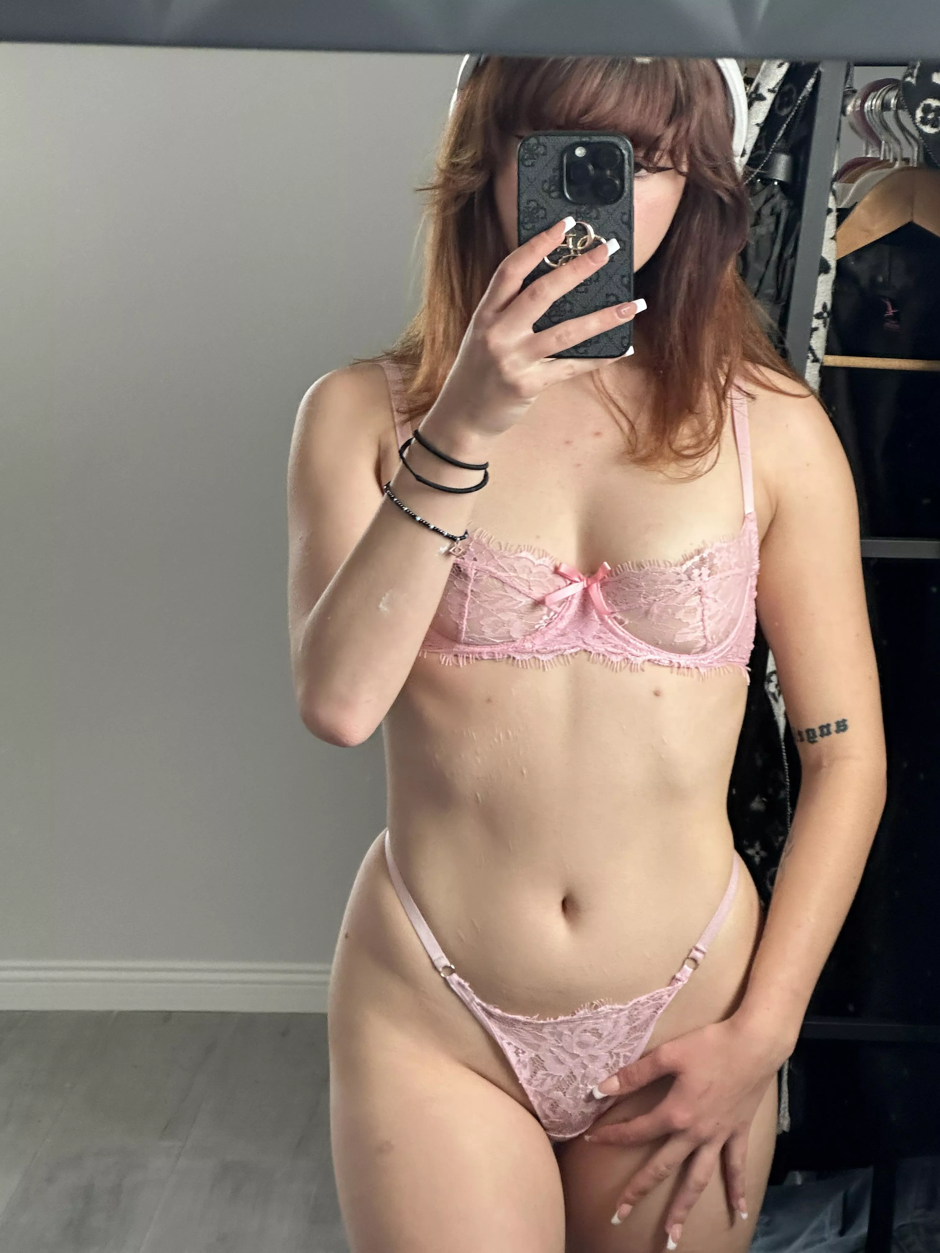 My belly button needs some attention