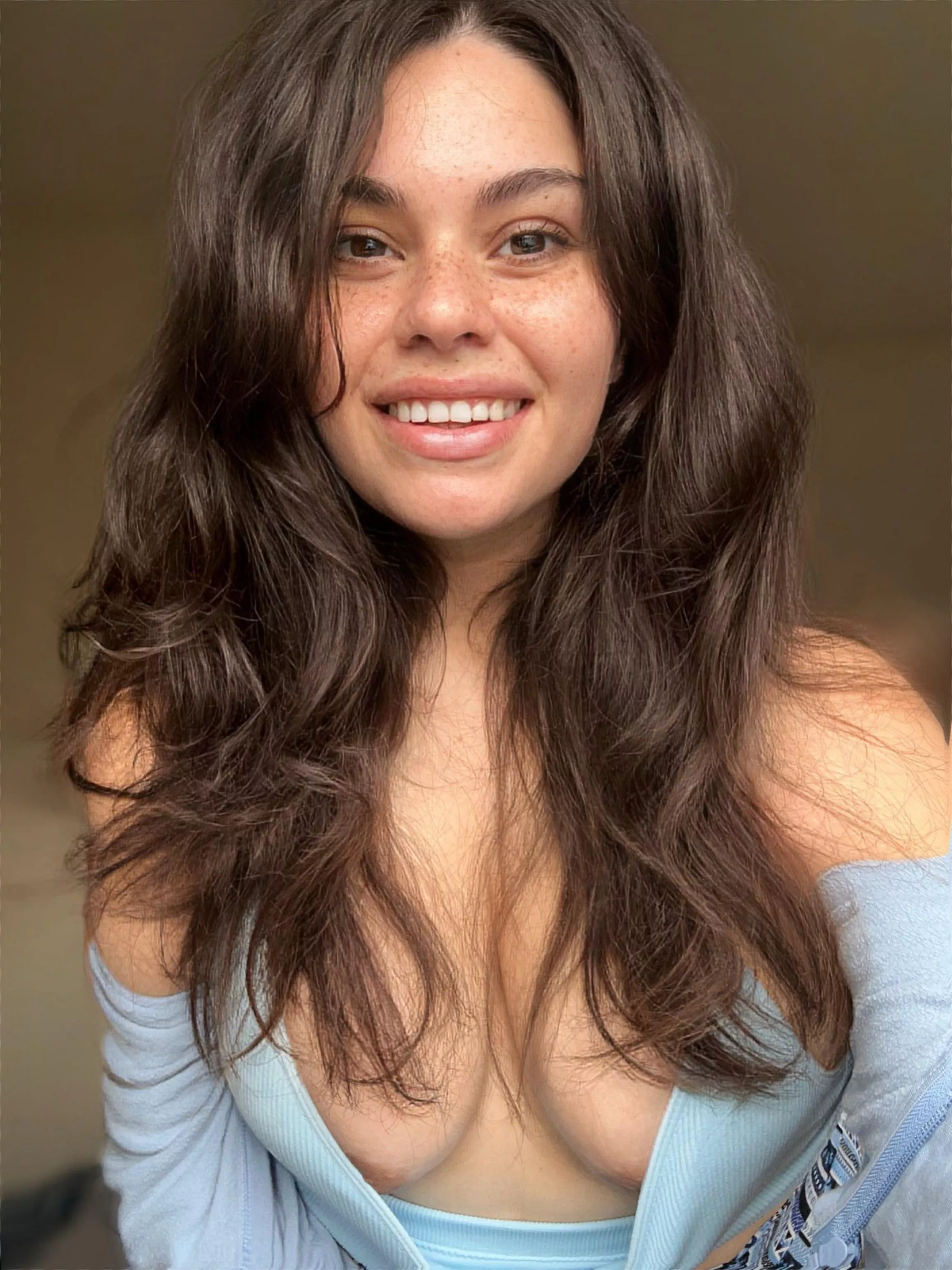 Nipslip and freckles. Thoughts