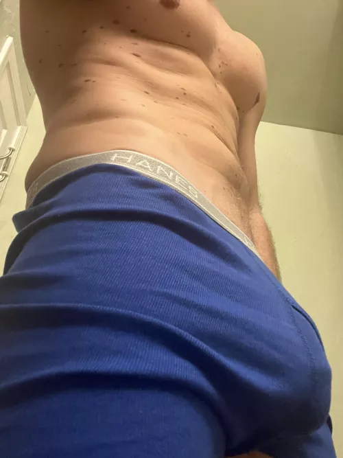 Please help soothe my achey gaymer bulge