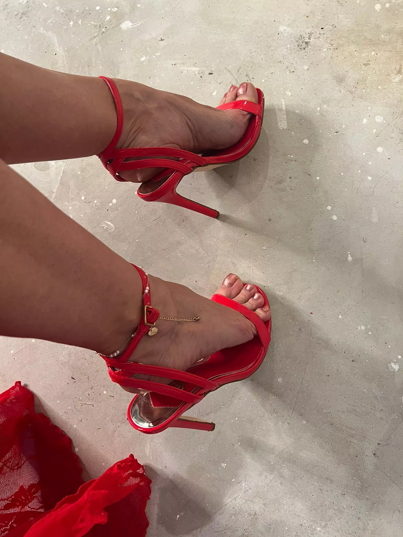 red for the Valentine's party OC