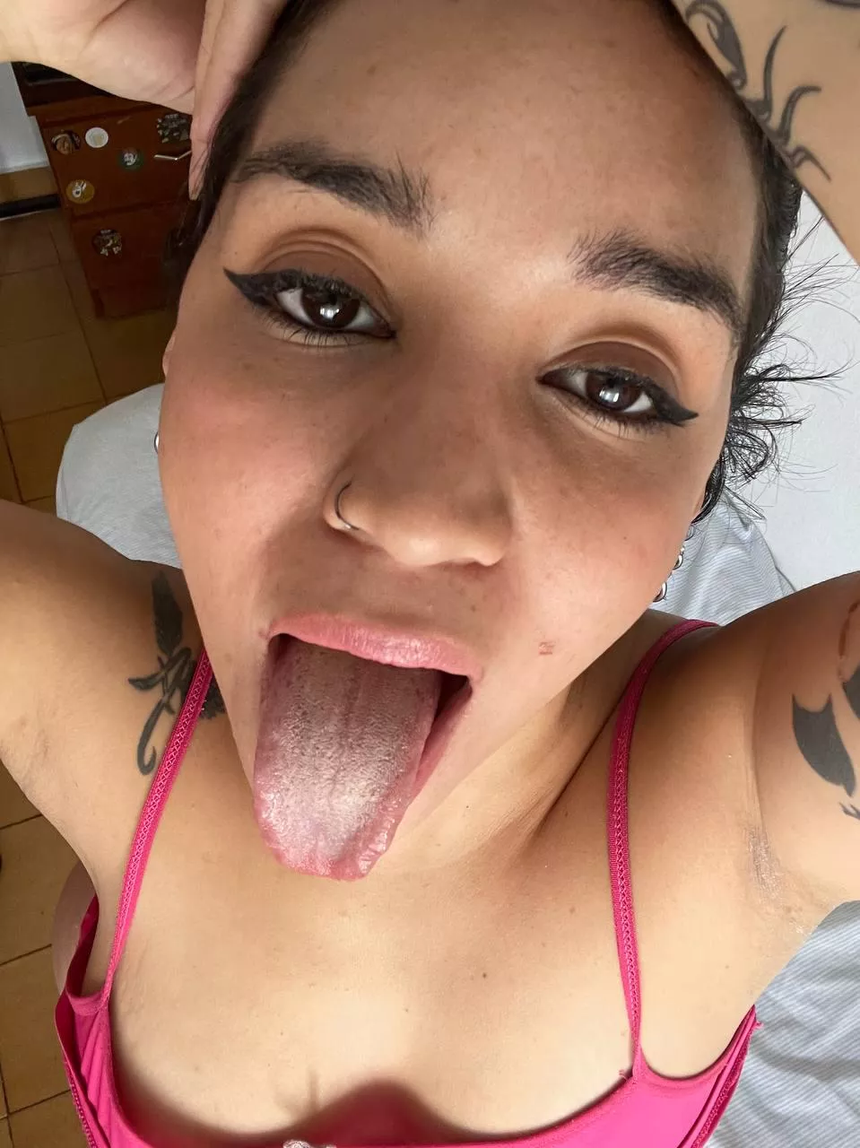 See my eyes and cum me