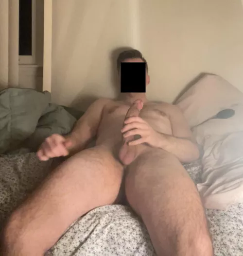 Skipped church today to play with myself. So fuckin horny. 23yo str8 virgin. Need honest thoughts about my body