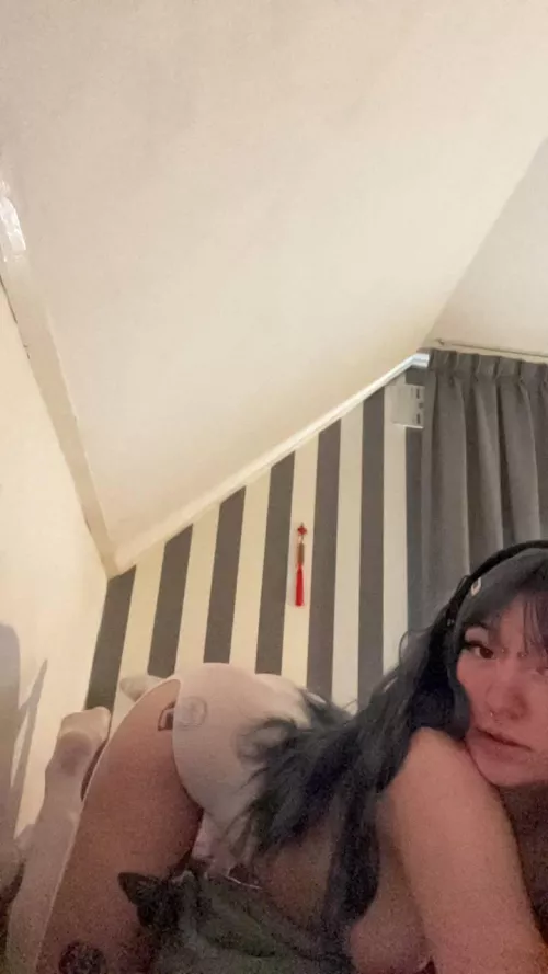 Wanna show you something.. it is a secret