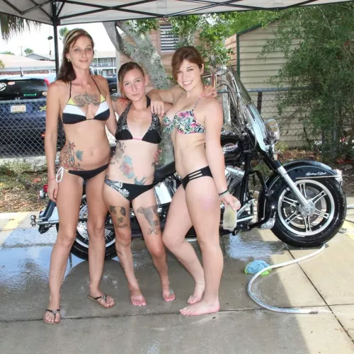 Who are you hosing off this afternoon? [3]