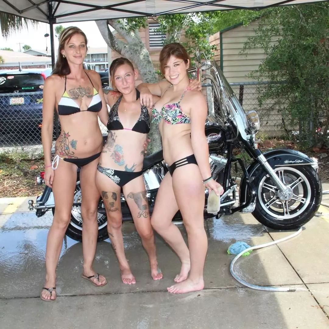 Who are you hosing off this afternoon? [3]