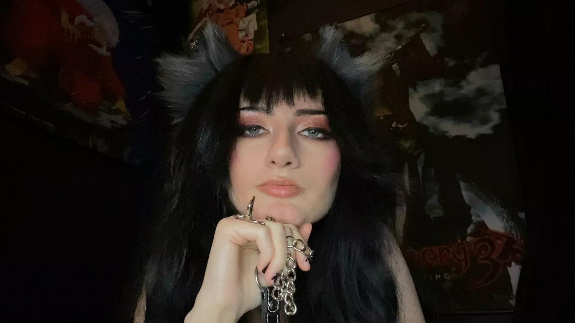 would you be a good collared bunny for this wolf?