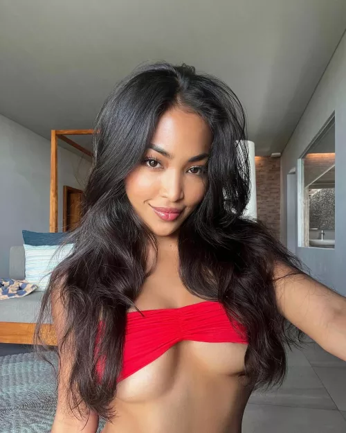 you are on the way to class and get this selfie from me with the text that i am home alone, would you still go to school ?