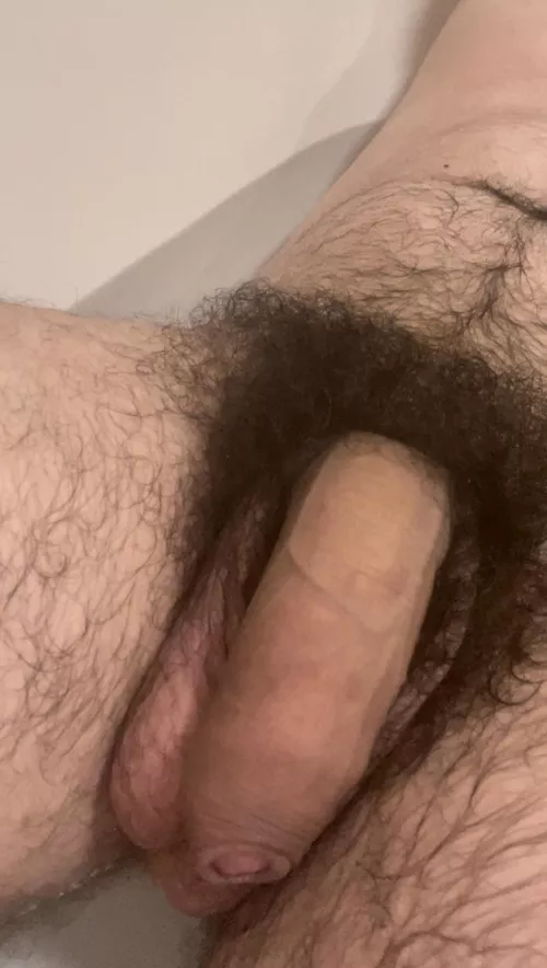You like my big hairy cock?😏🍆Dms open😈