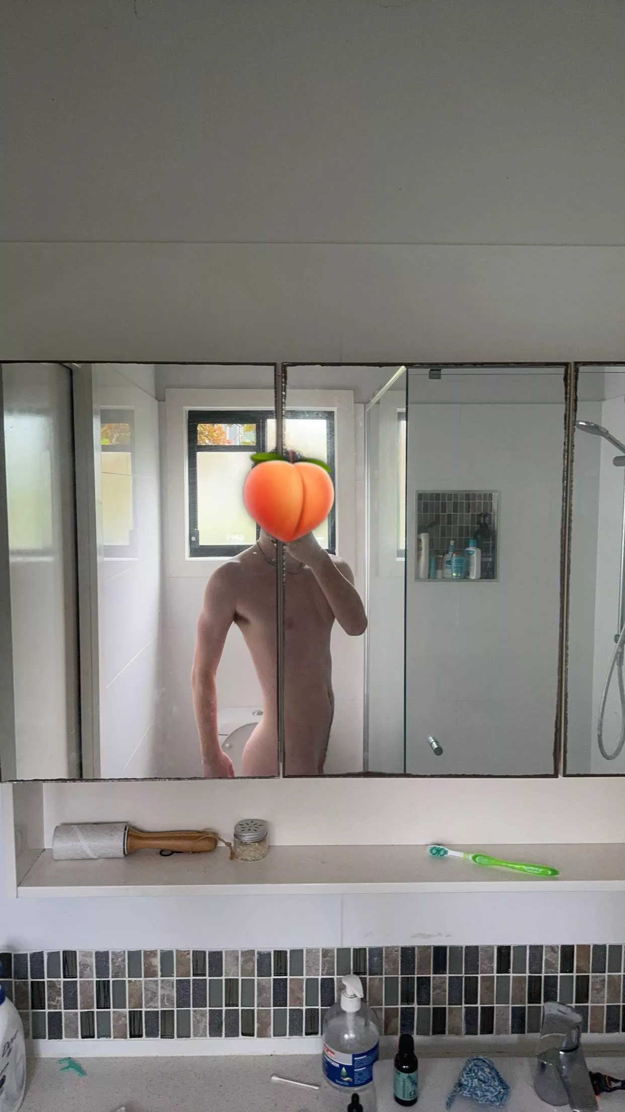 19 aussie bttm for hot bros sc: johnaus03