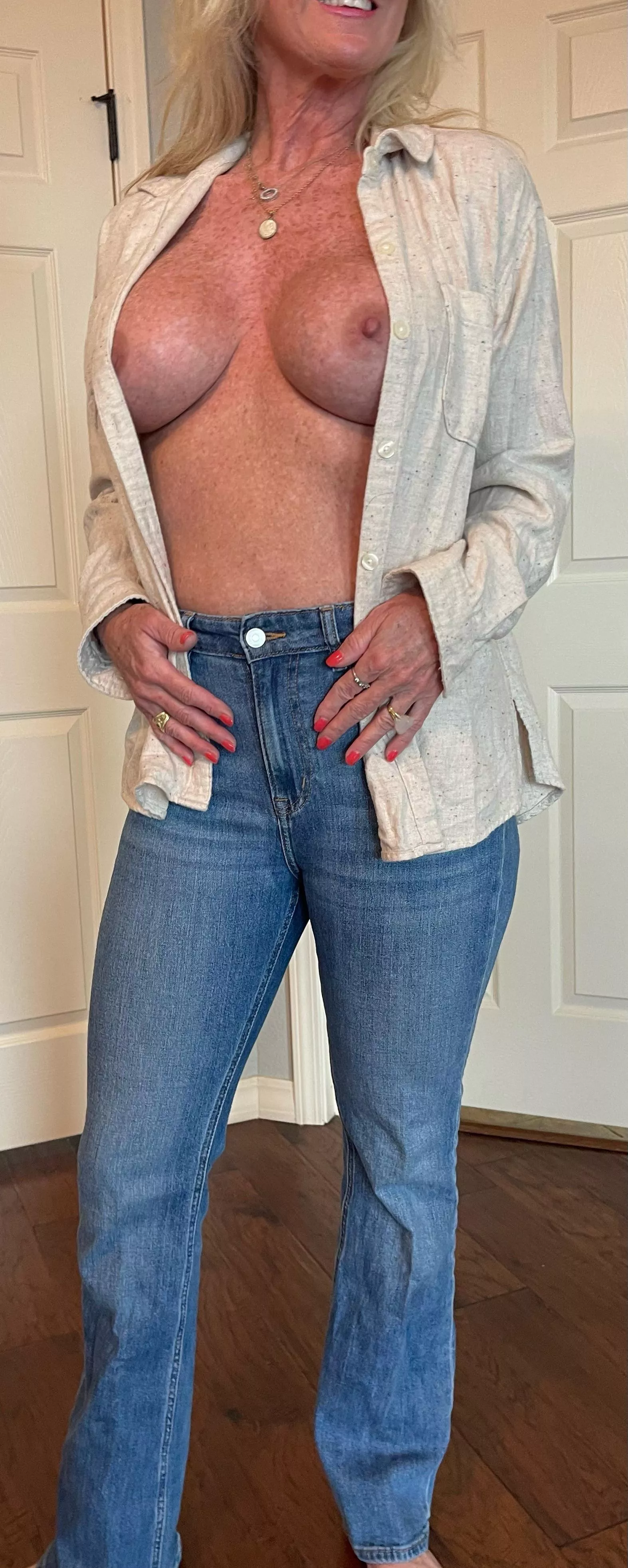 Braless Mondays take the blues away