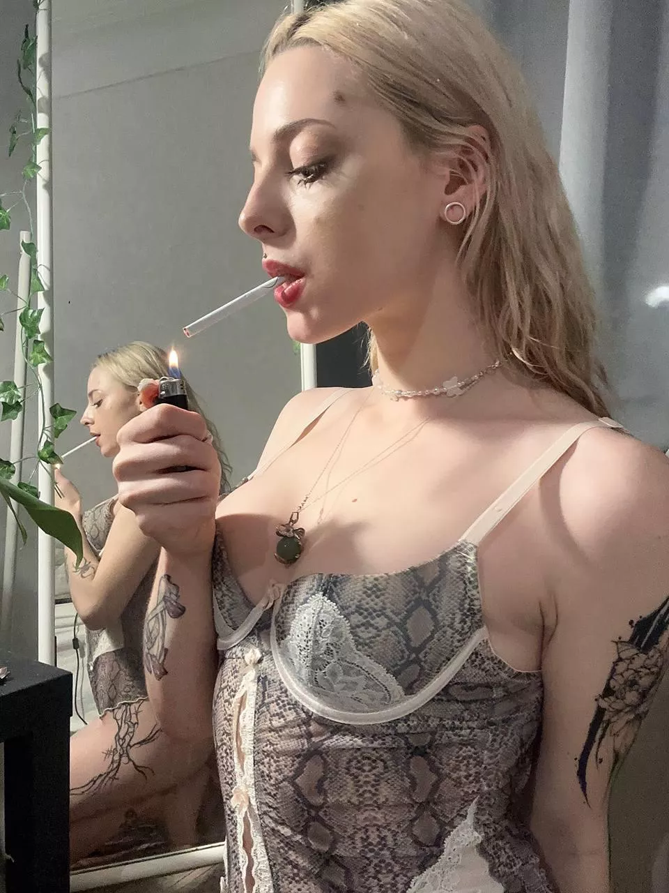 Can I smoke while u fuck me