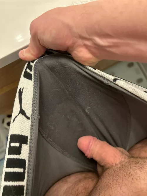 Day 4 of the same pair. So much precum! Smells good too