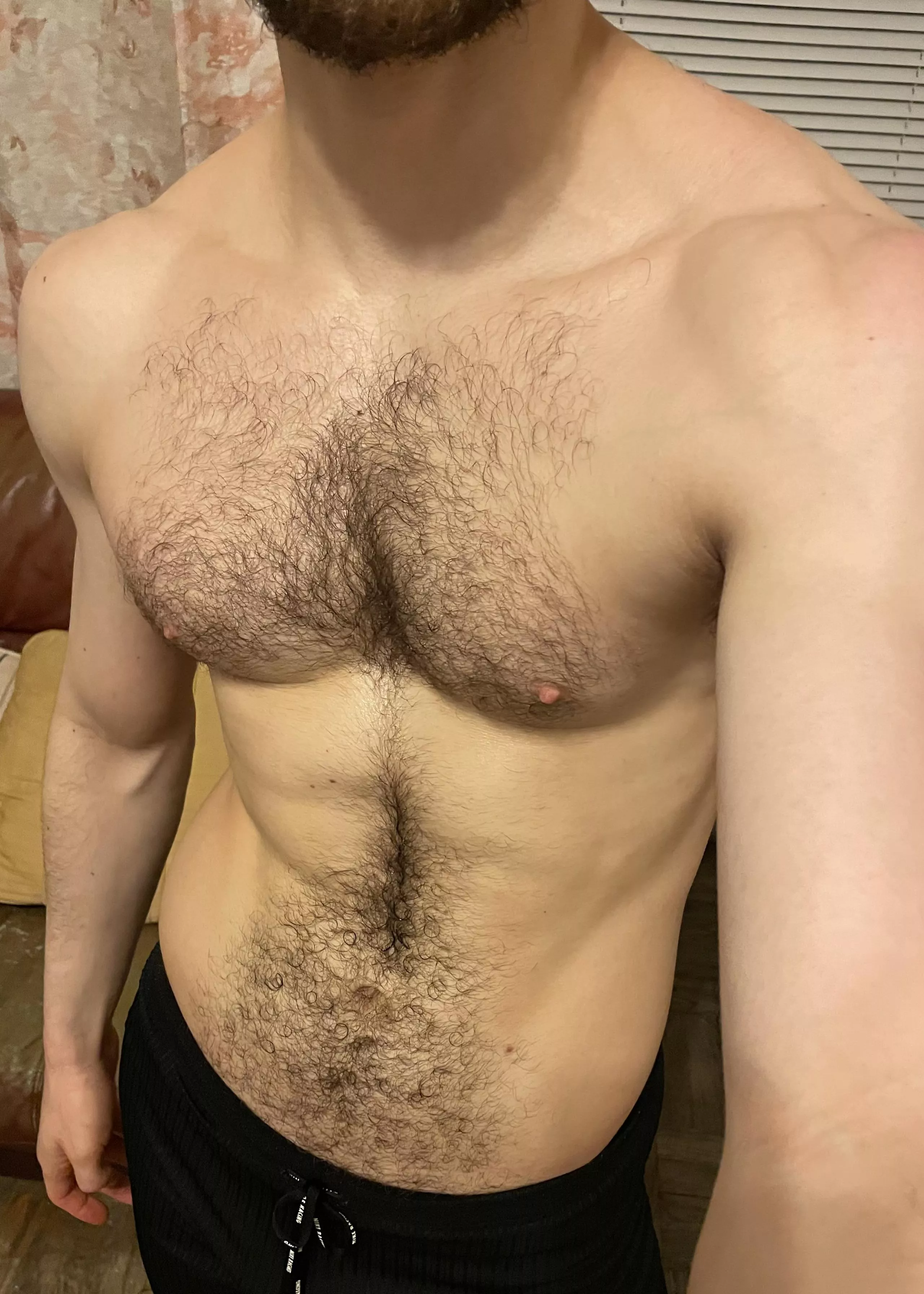 Do you like a sweaty and hairy combo? 😈