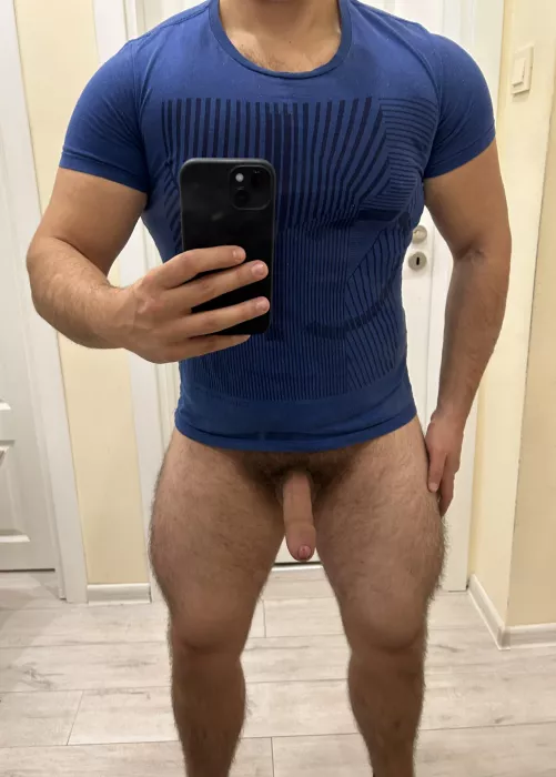 Do you like strong boys😏 [20]