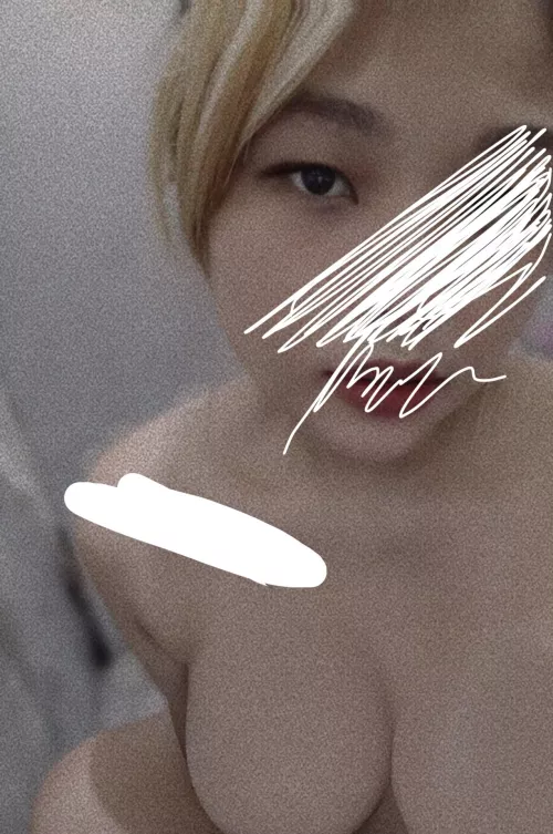 (f) Uneven boobies: Yay or Nay?