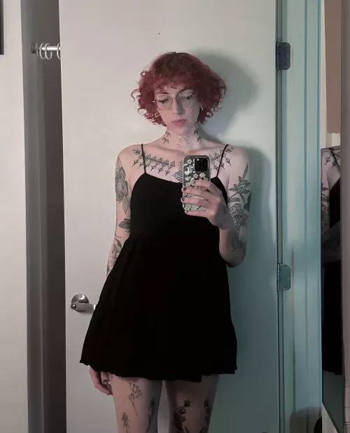 Favorite black dress :) 🖤