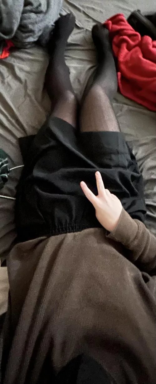 First post! (my legs were so shaky taking this, had to lie down ;////;)