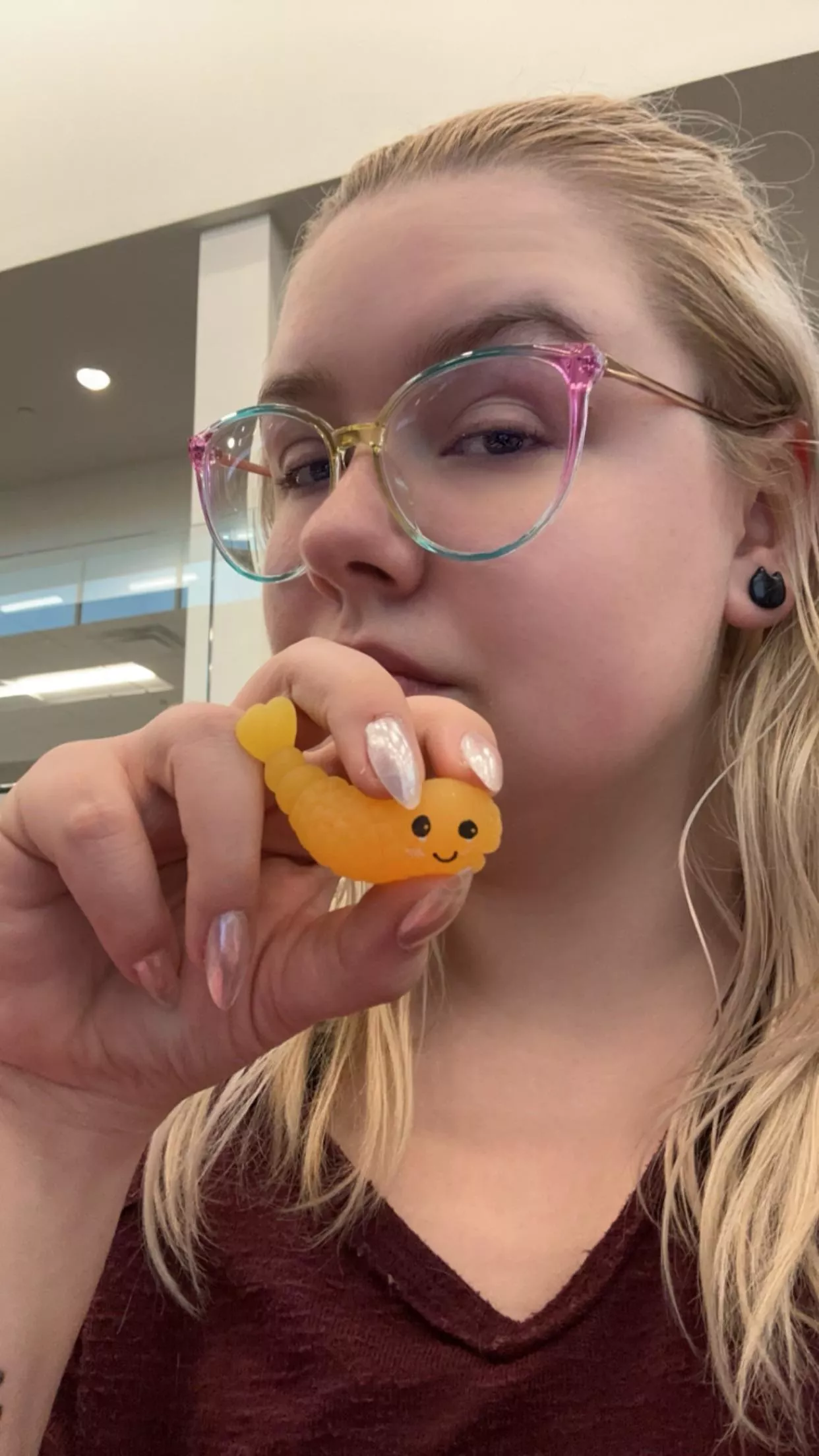 Gorgeous Nails, Tiny Shrimp