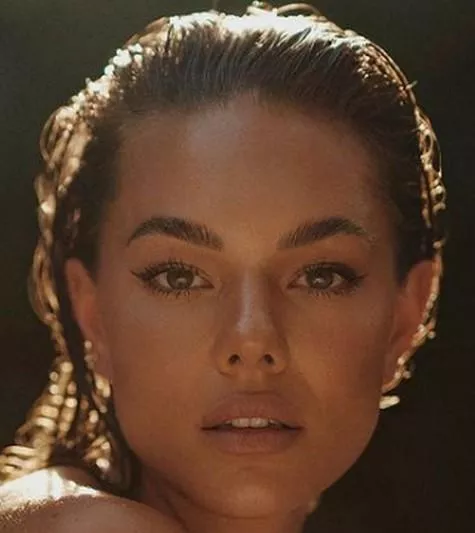 Hailey Kloot returns to IG - January 2024