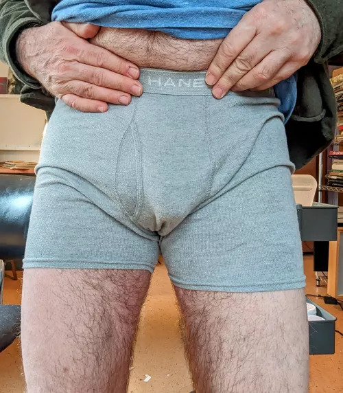 Hanes gray boxer briefs. standard issue
