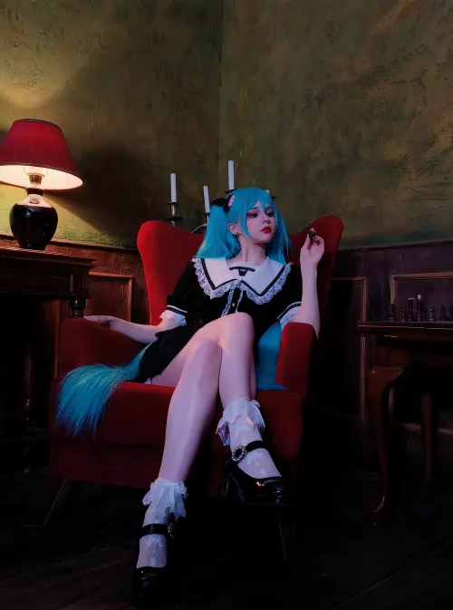 Hatsune Miku playing chess, cosplay by me❤️