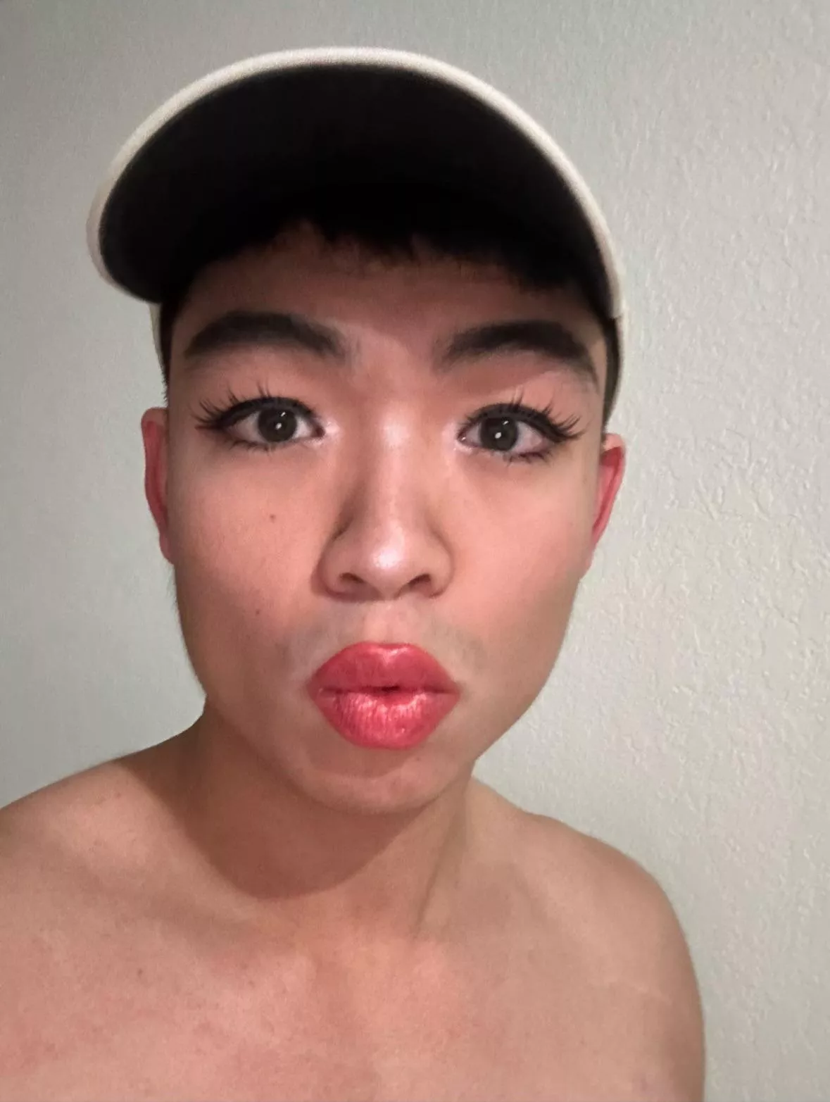 How does my makeup look? 💋