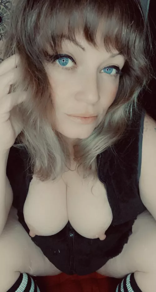 I just want a big load, is that too much to ask (f)