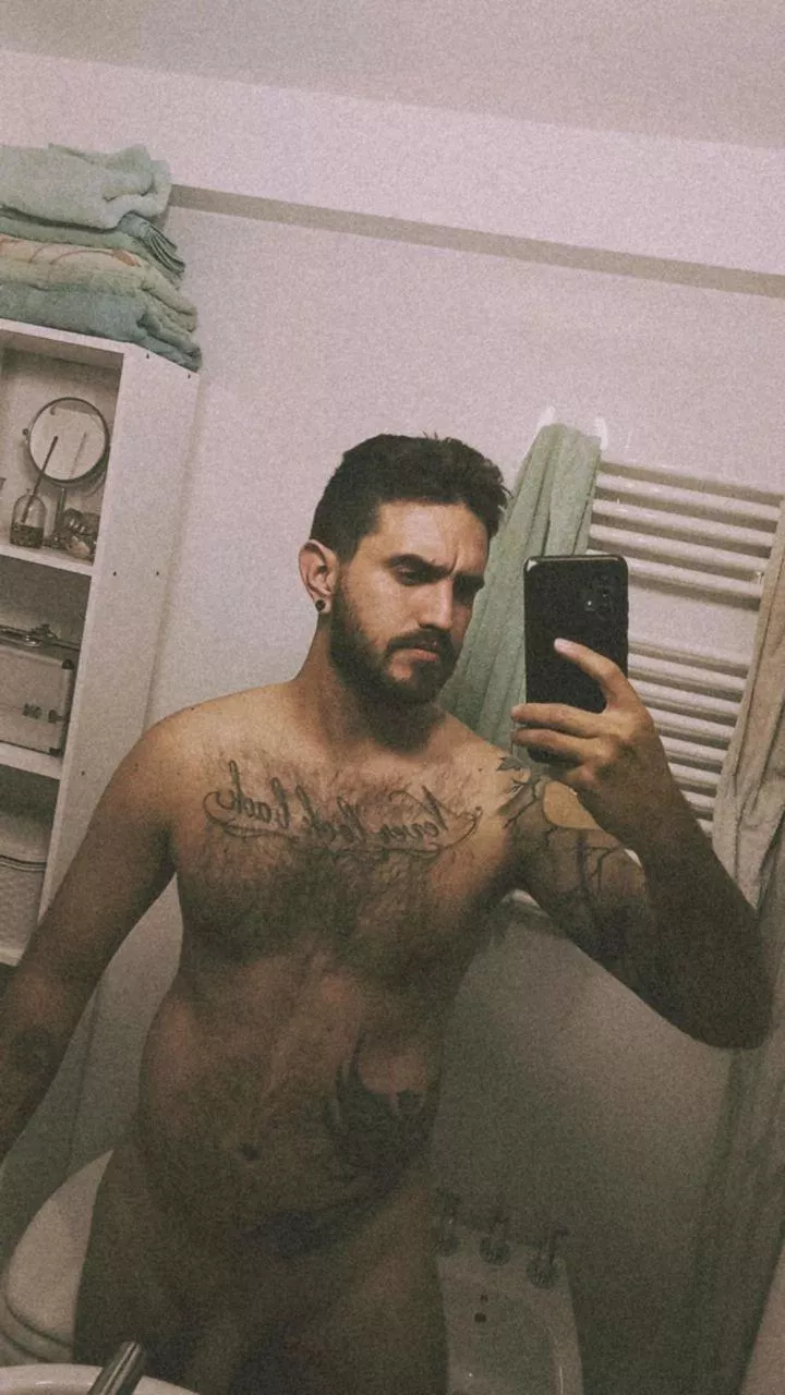 I love the hot shower, do you?