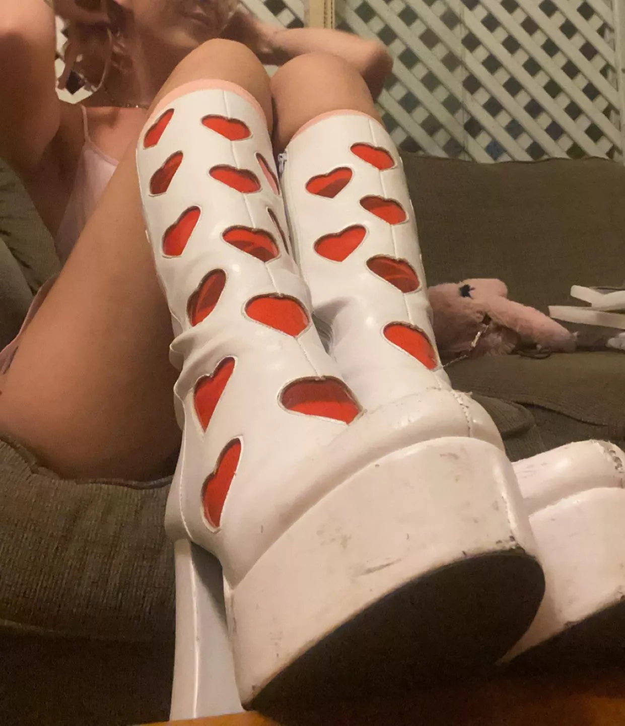 I need these in black too I think