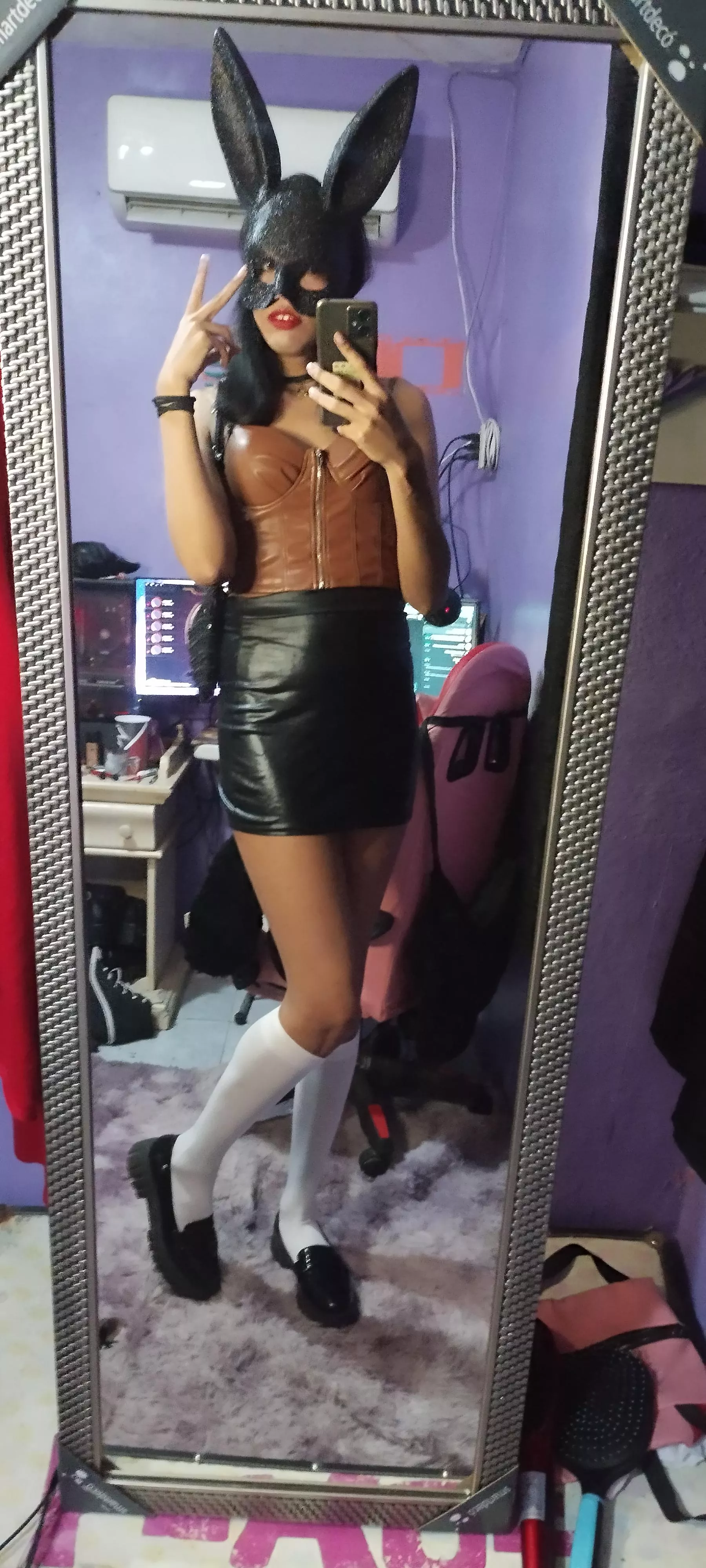 I stole this outfit from my sister jejeje