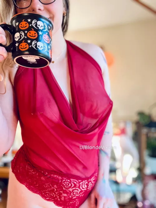 it’s vday week but we back to Halloween mugs… 🤭