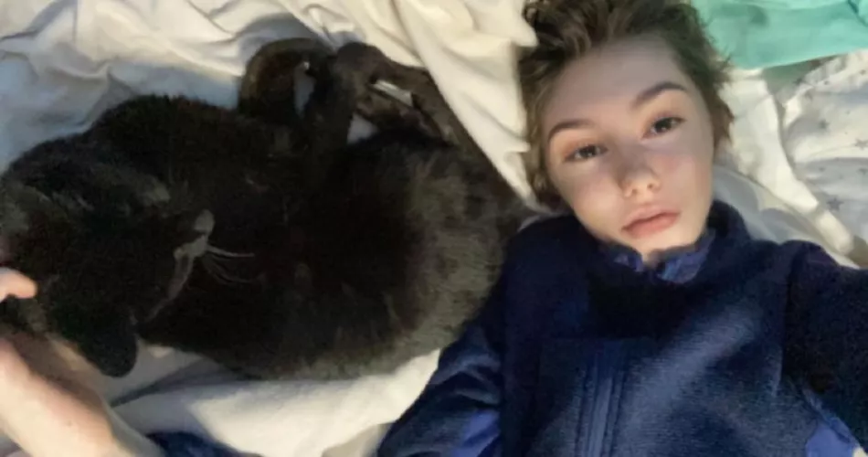 Just me and my only friend 💝hiii