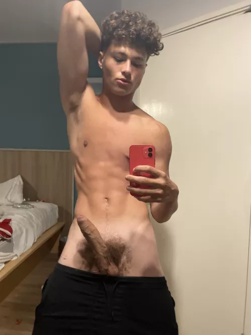 Let’s get started, on your knees or in my bed?😍