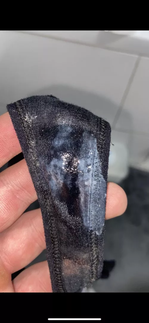 Mom’s creamy thong. Sniffed and licked untill it was all clean. Yummy👅