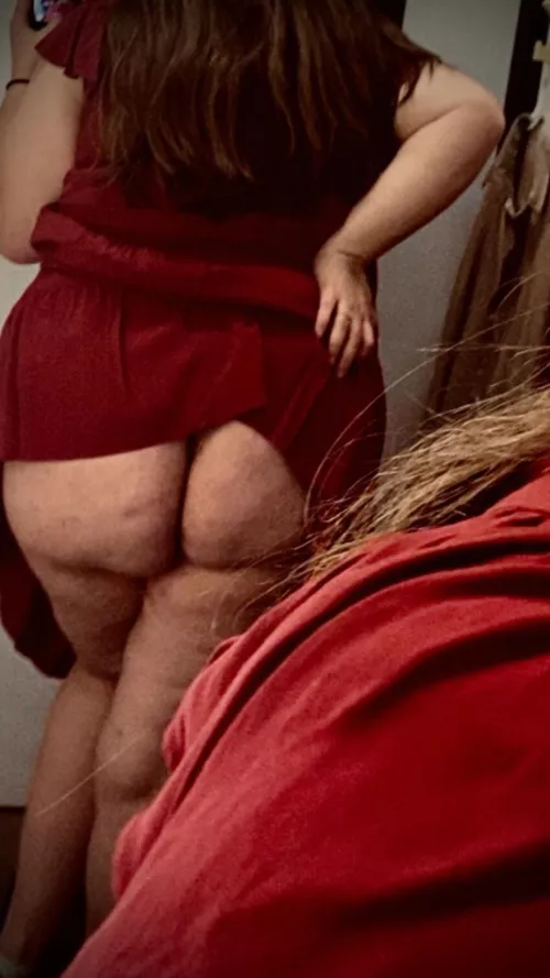 New here love cosplay and new to making hentai art