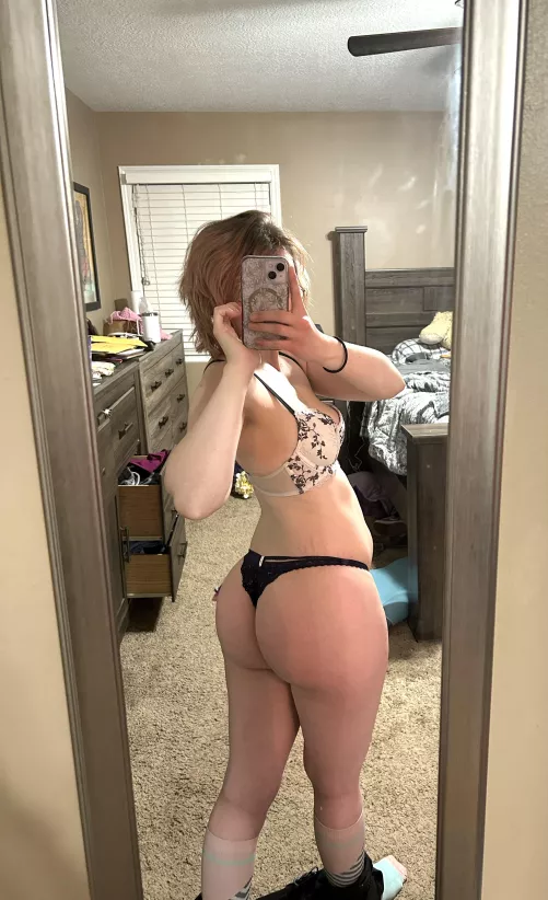 Panties I wore to work today🍑