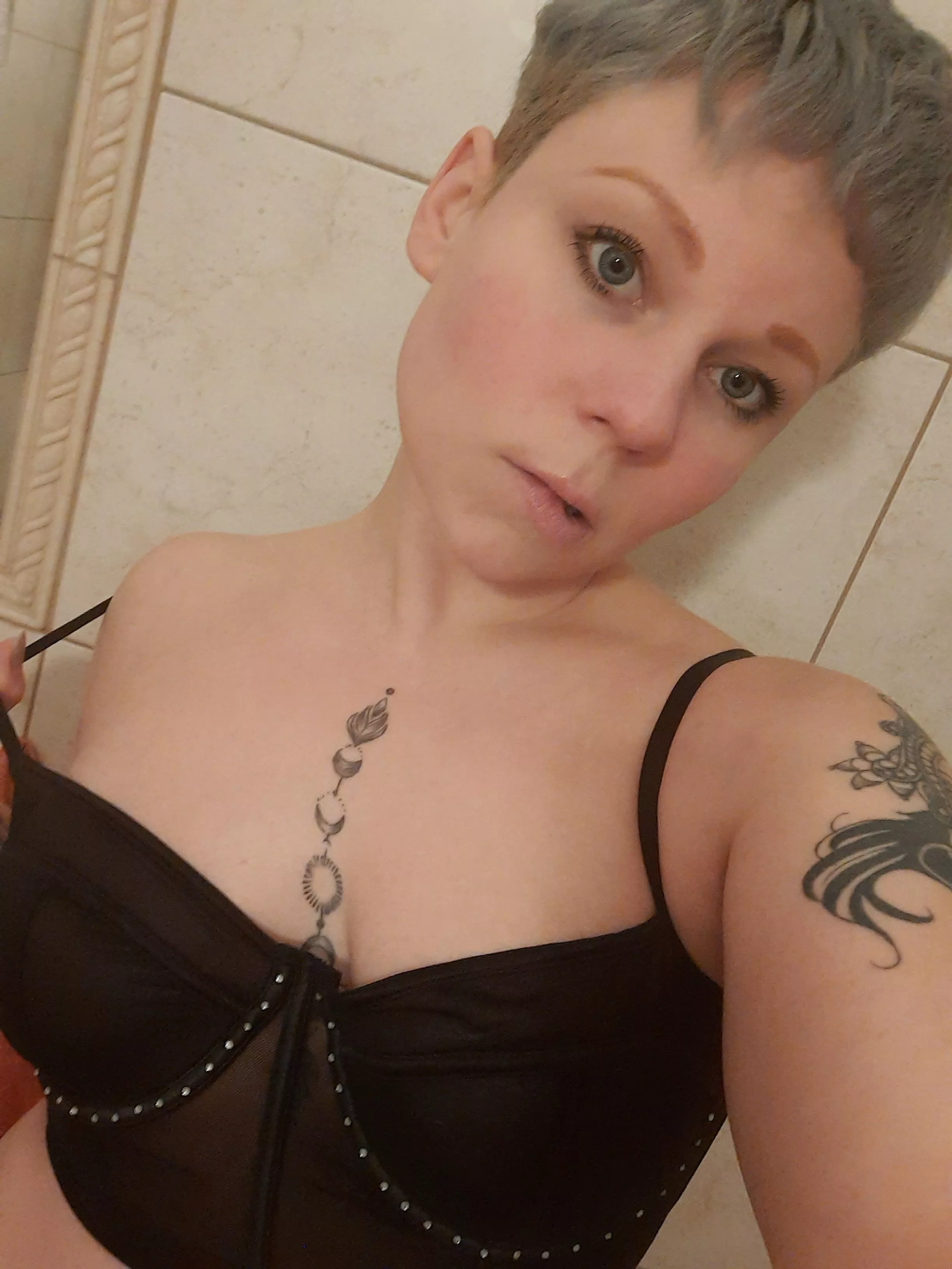 Please help me take this off 🥺😘