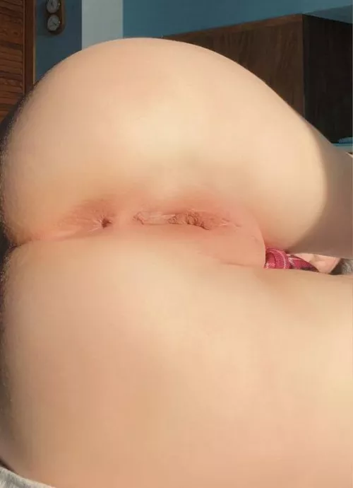 Quick shot of my juicy ass