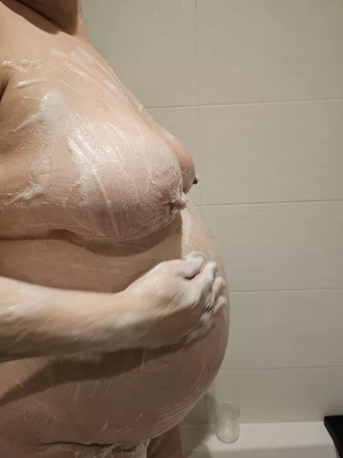 soapy and pregnant. who wants to rinse me off?