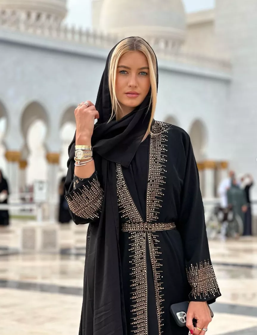 Soňa Holeňáková